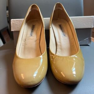 Charles David patent pumps - colour: tan, women’s US size 7.5M